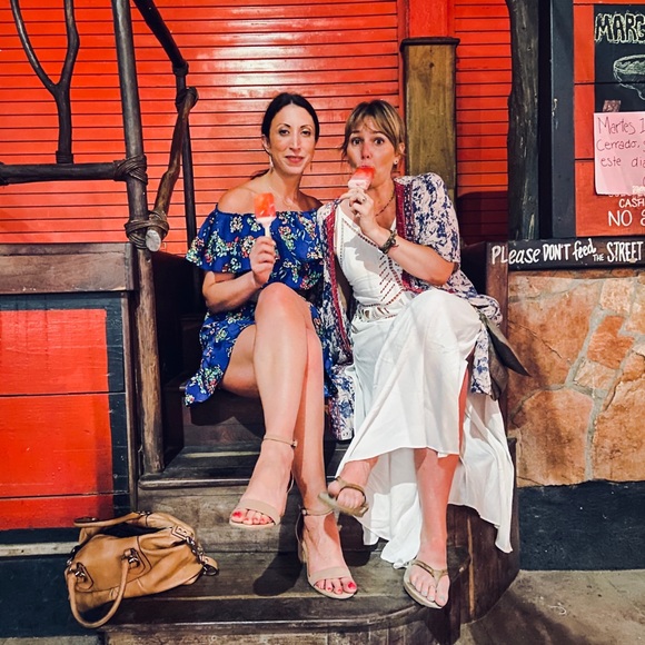 Meet your Posher, Jules🥳😎🥳 - Picture 3 of 16